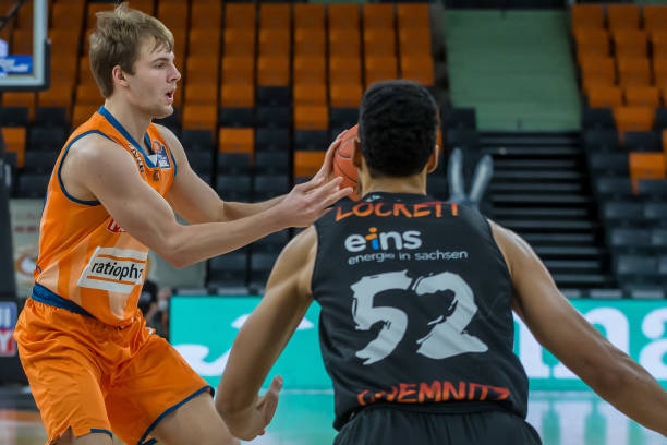 费尔南德斯 费尔南德斯