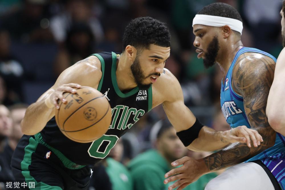 线的强硬突 线的强硬突