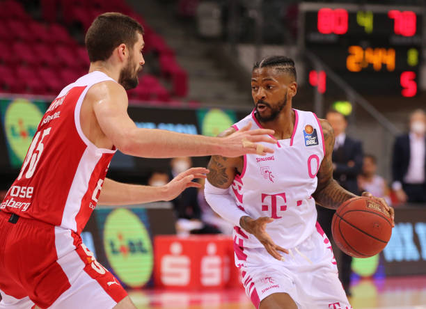 了各自教练 了各自教练