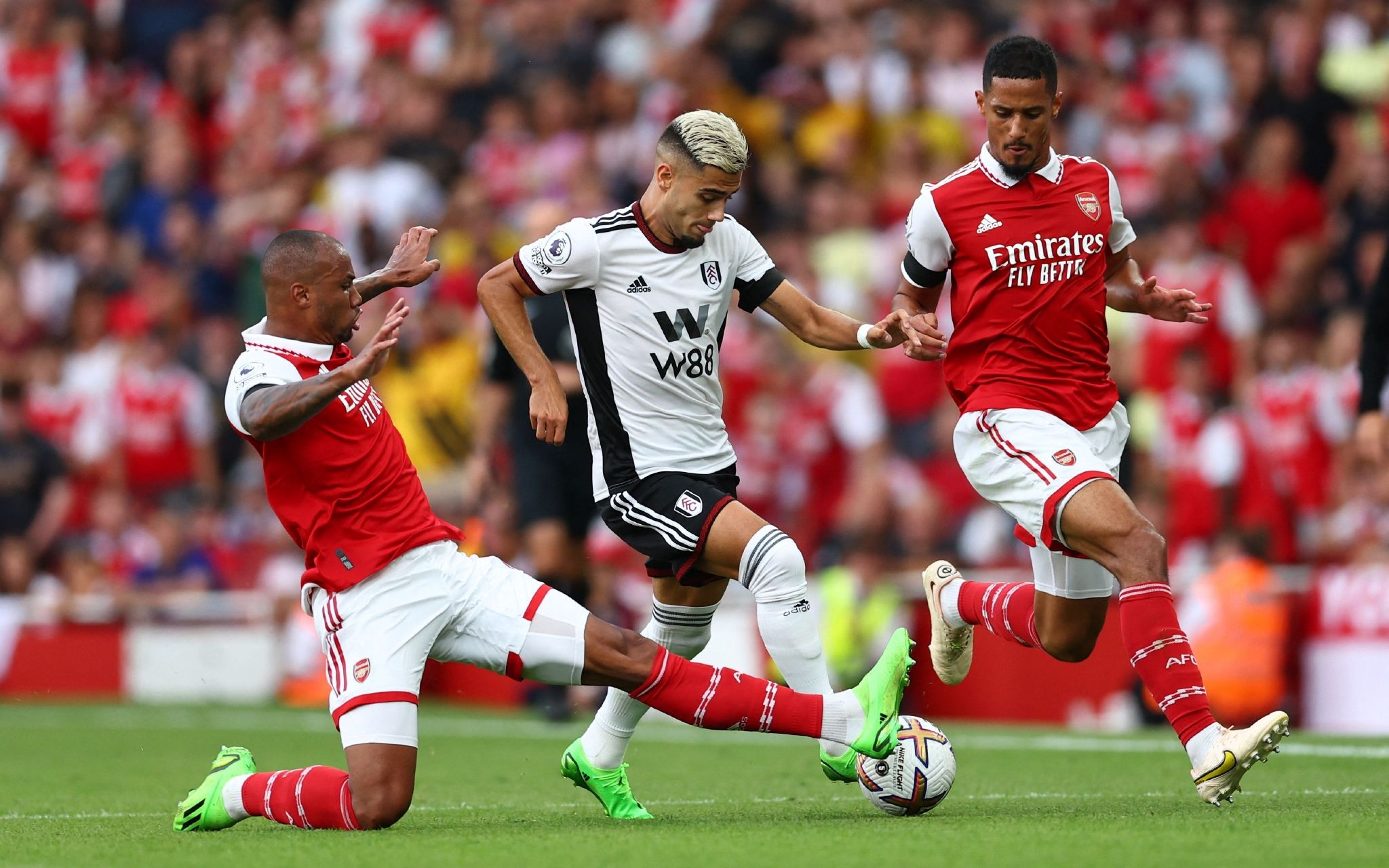 加布里埃尔 加布里埃尔