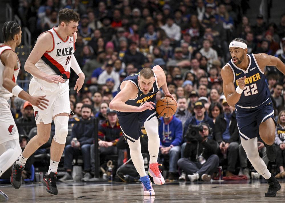 跻身西部前 跻身西部前